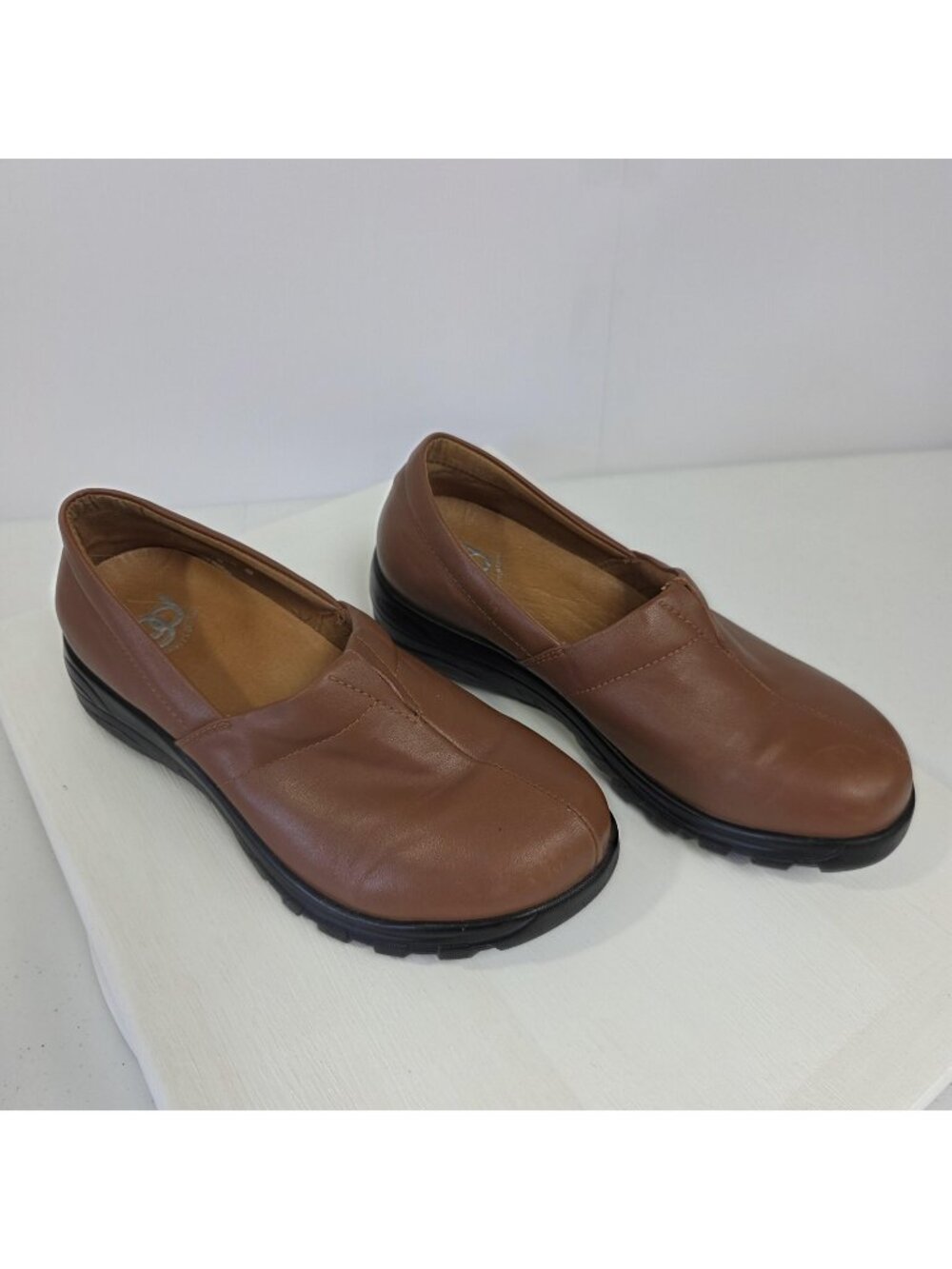 Gravity Defyer Shoes Womens Size 8 Brown Leather Slip On Comfort TB7096FB